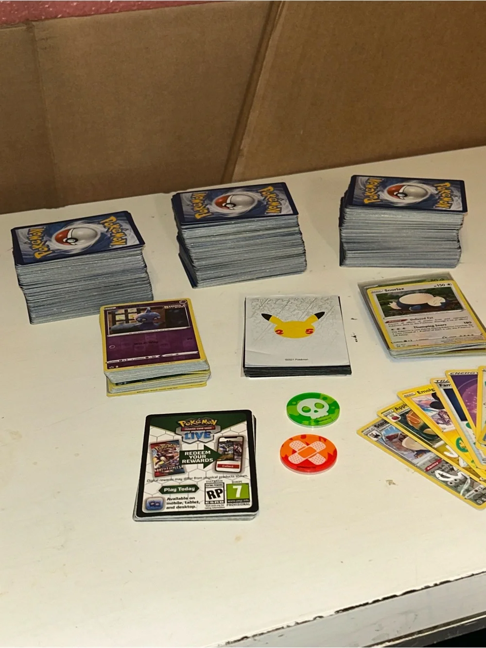 Lot Of 500+ Total Pokémon Cards Including Sleeves And Accessories / 514+ Cards